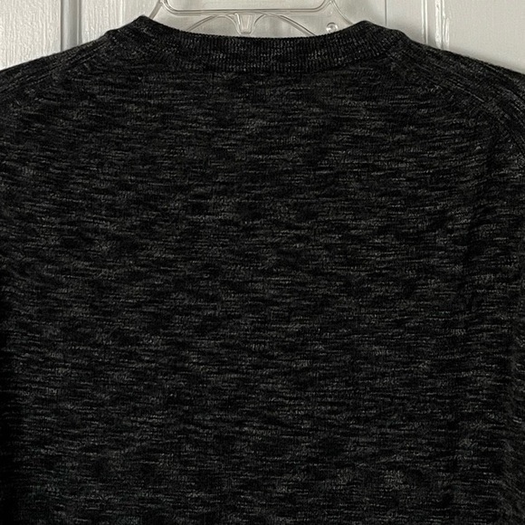 Bugatchi UOMO 100% Italian Merino Wool Heathered Charcoal V Neck Sweater Mens L - Picture 6 of 14